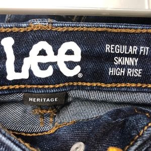 Lee Women’s Regular Fit Skinny High Rise Jeans